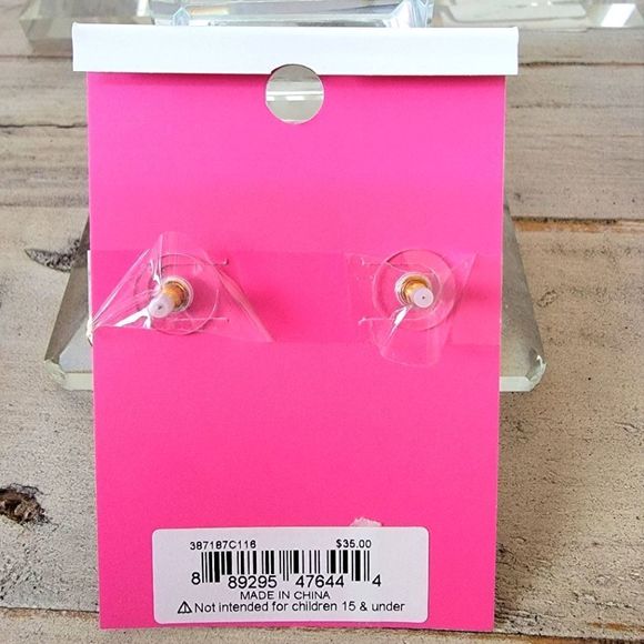 NWT BETSEY JOHNSON SAFETY PIN DIAMOND PEARL EARRINGS - Picture 3 of 3